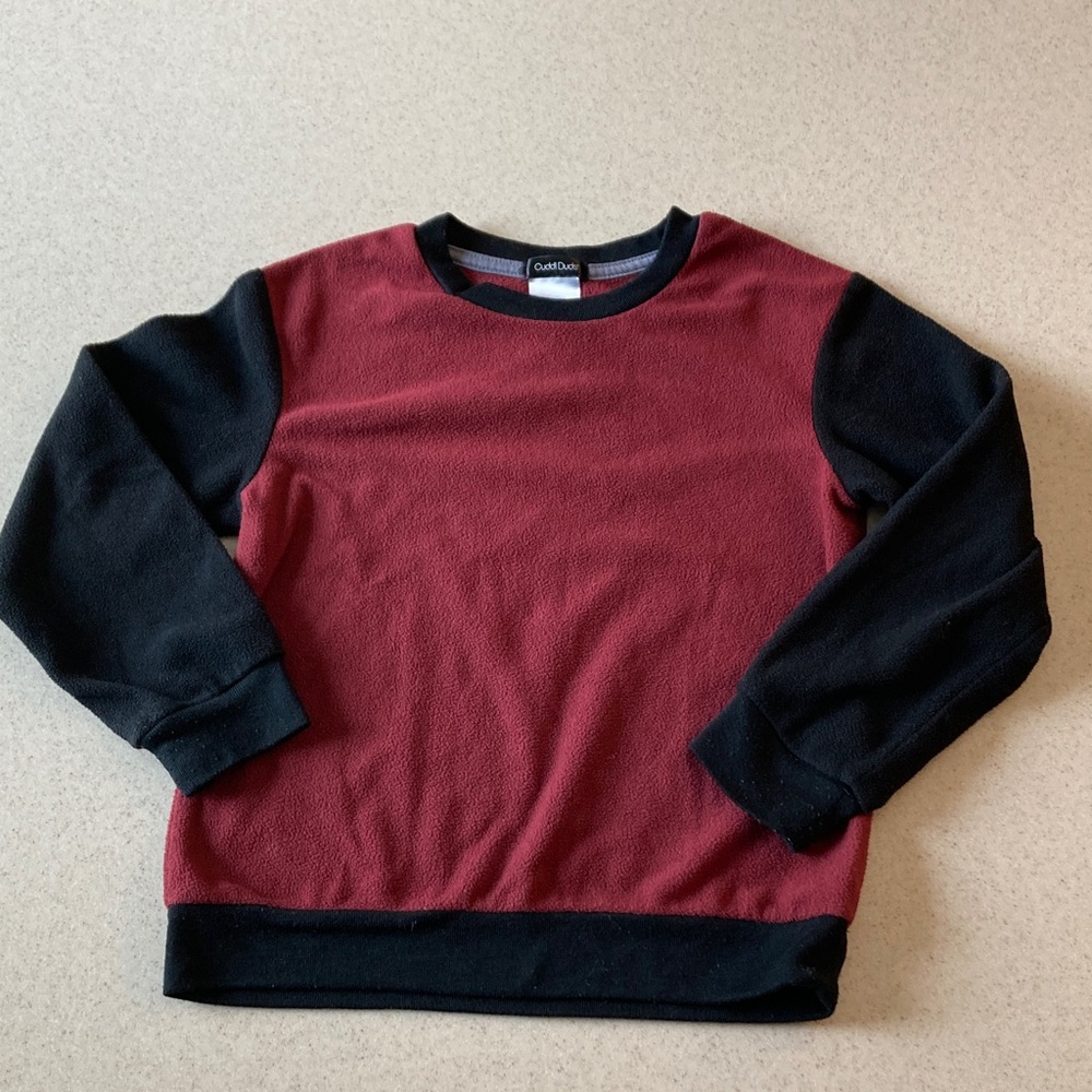 Cuddl Duds Maroon and Black Pajama Top Kids SIze 8